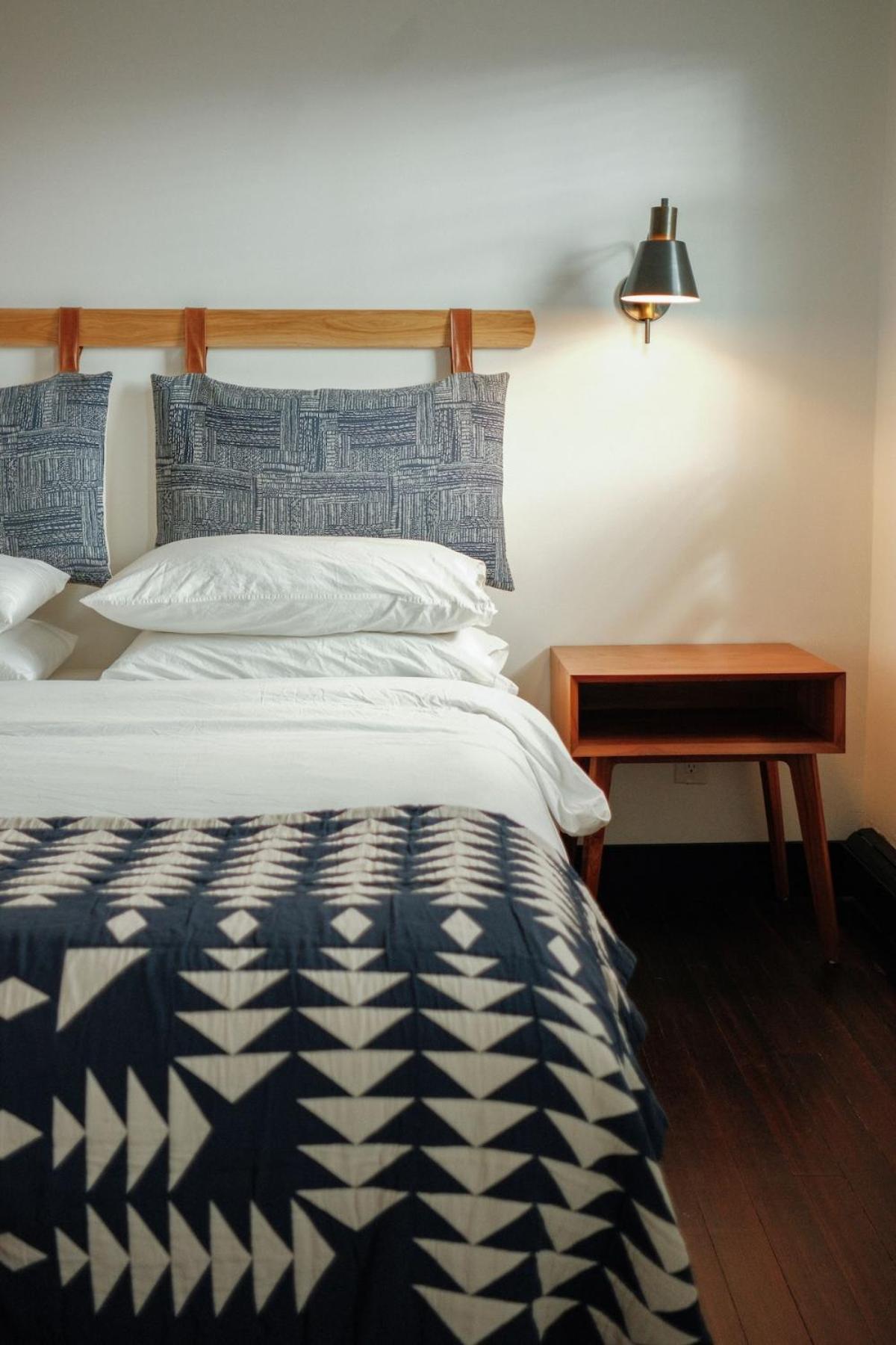 Eastwind Hotel Windham Buitenkant foto